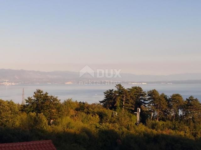 OPATIJA, VEPRINAC - vila 1000m2 s pogledom na more, 6 apartmana i bazenom + okoliš 1000m2