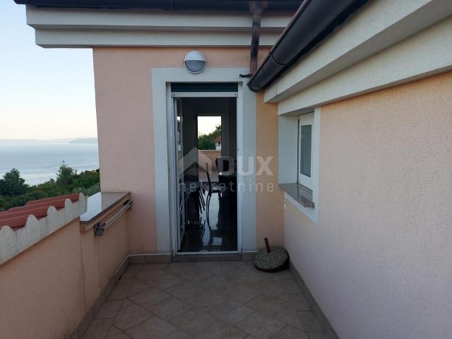 OPATIJA, VEPRINAC - Villa 1000m2 mit Meerblick, 6 Wohnungen und Pool + Umgebung 1000m2