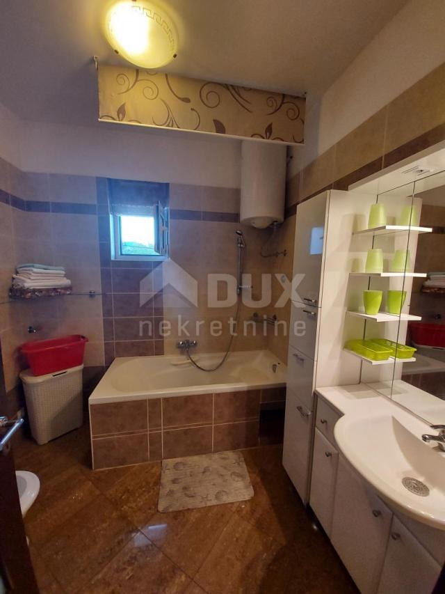 OPATIJA, VEPRINAC - vila 1000m2 s pogledom na more, 6 apartmana i bazenom + okoliš 1000m2