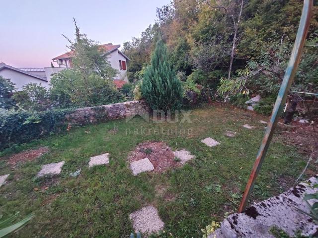 OPATIJA, VEPRINAC - vila 1000m2 s pogledom na more, 6 apartmana i bazenom + okoliš 1000m2