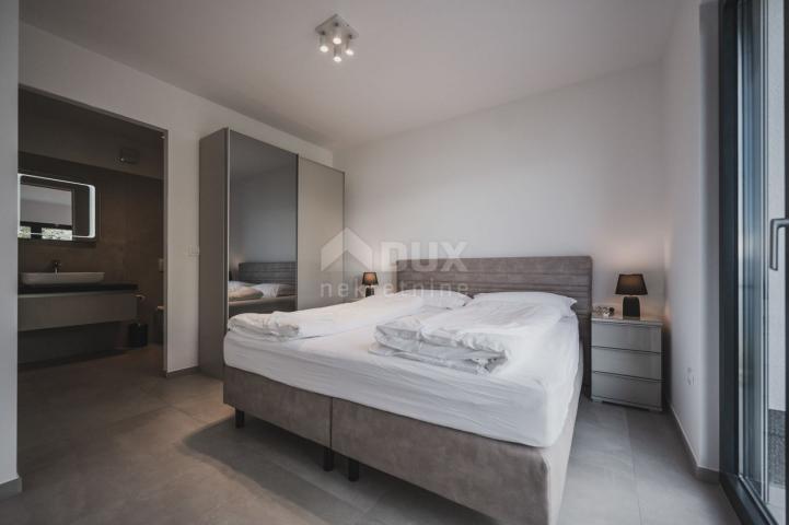 OPATIJA, LOVRAN, LIGANJ - stan u vili s bazenom 120m2+terasa 26m2 s panoramskim pogledom na more + o