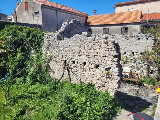 ZADAR, BIOGRAD - Haus im Stadtzentrum