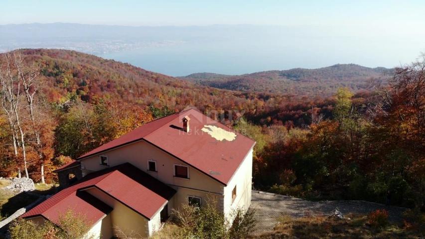 OPATIJA, OPRIĆ Učka! Jedinstvena nekretnina u srcu parka prirode!