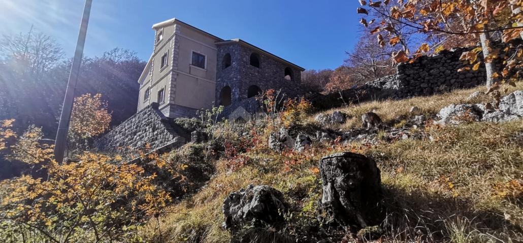 OPATIJA, OPRIC Ucka! Ein einzigartiges Anwesen im Herzen eines Naturparks!