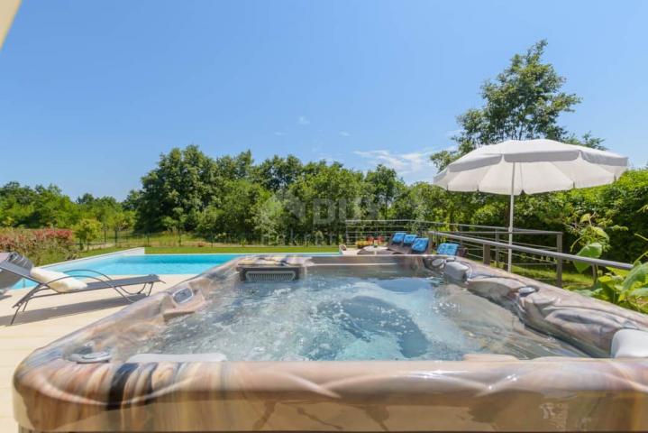 ISTRIA, SVETVINČENAT - Modern villa in a great location