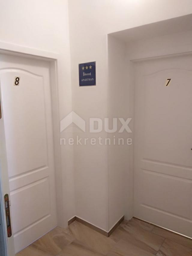 OPATIJA, CENTAR - Stan 100 m2 pođeljen u dva apartmana