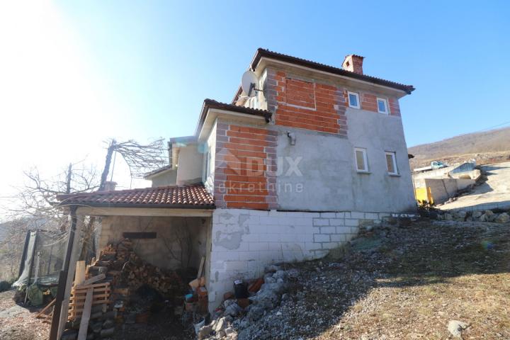 VEPRINAC - Schönes Einfamilienhaus mit Panoramablick auf das Meer