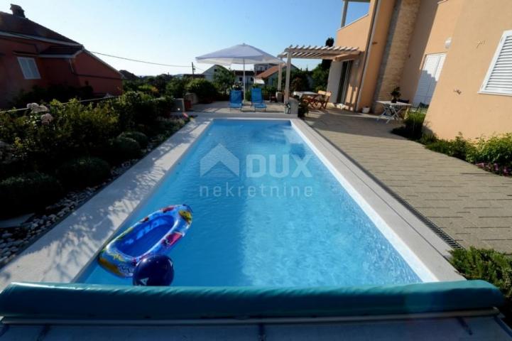 ZADAR, PETRČANE - Villa mit Pool in Meeresnähe