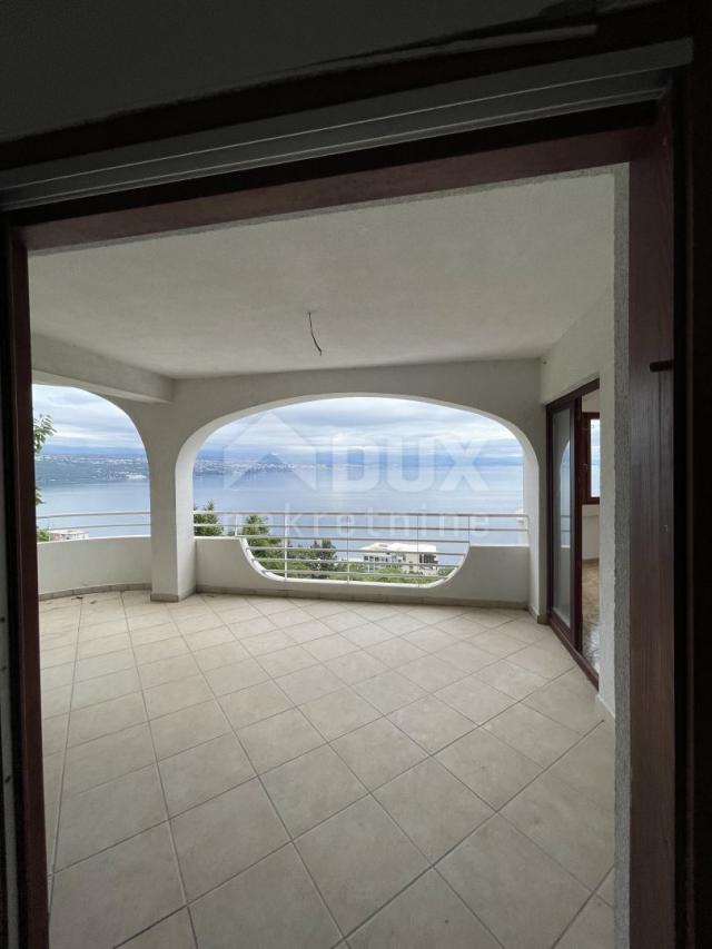 OPATIJA, CENTER - detached villa 605m2 with sea view + surroundings 600m2