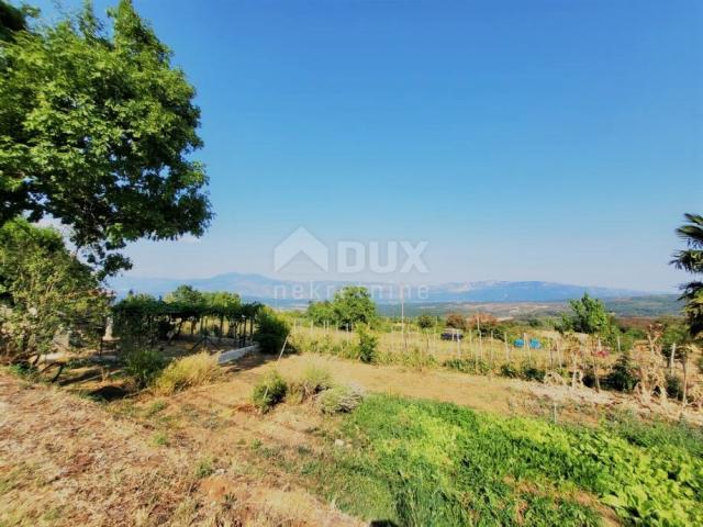 ISTRIEN, PIĆAN - Anwesen mit 3200m2 Garten und 340m2 Wohnfläche mit freiem Blick auf die Natur