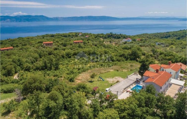 ISTRIEN, RABAC - Haus mit Pool und Meerblick