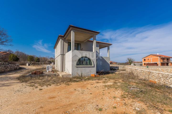 ISLAND OF KRK - Rustic house in the interior of the island with pool