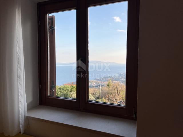 OPATIJA, POLJANE - Rustic villa of 300m2 with panoramic views of the Kvarner Bay