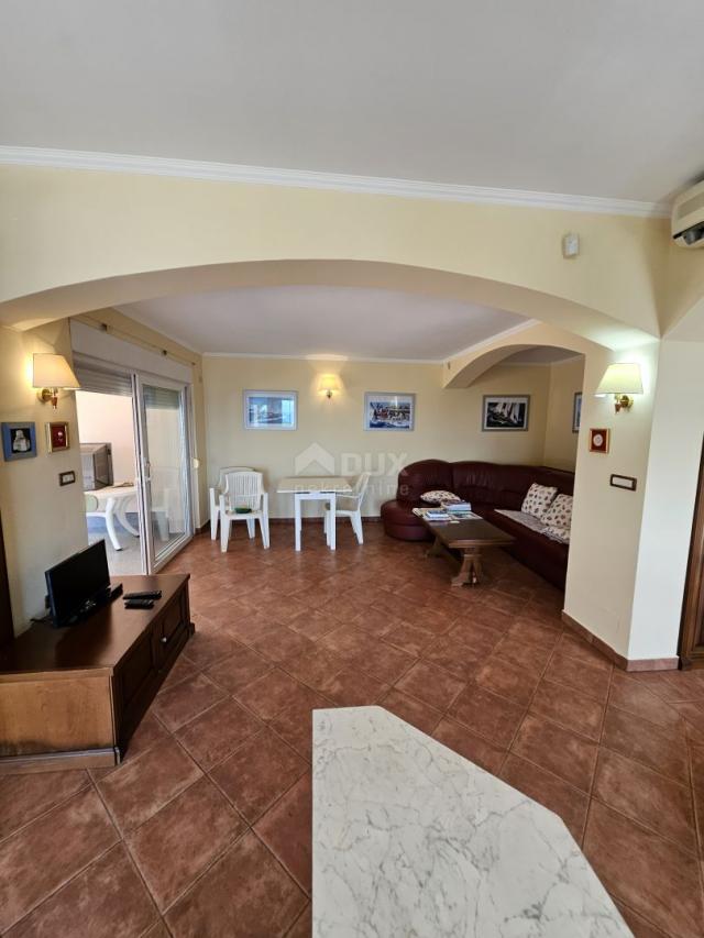 OPATIJA - apartment 3 bedrooms + living room 230m2 with sea view and pool + environment 250m2