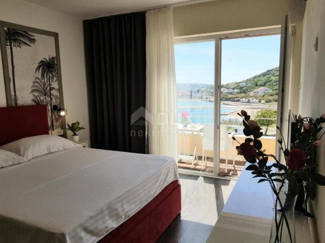 OTOK PAG, GRAD PAG - Apartmanska vila prvi red do mora