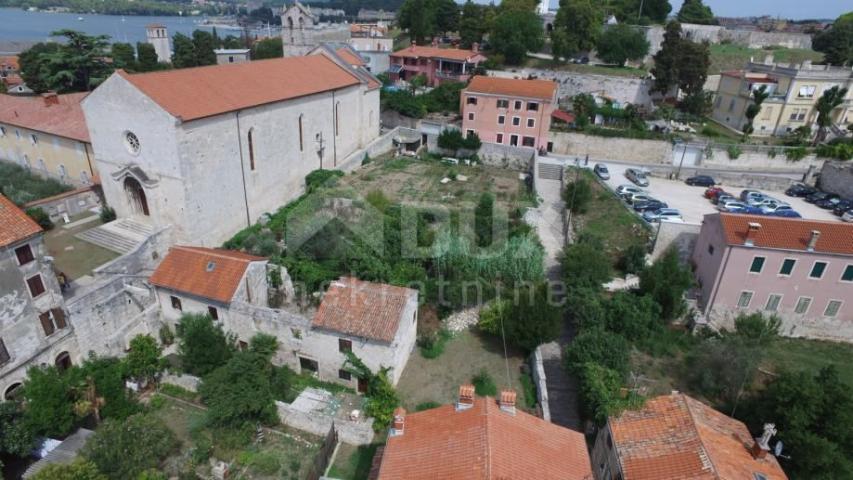 ISTRIA, PULA Project for a hotel in the city center with existing facilities!