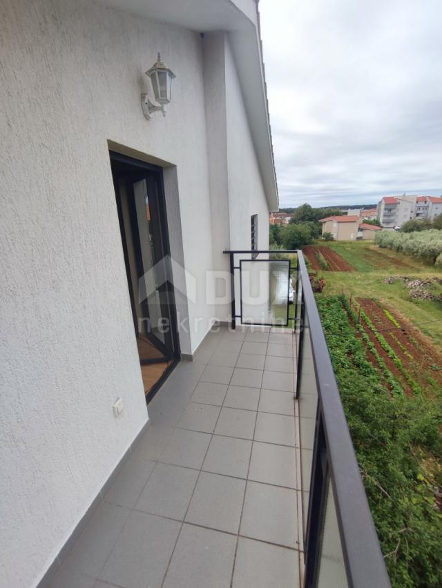 ISTRA, MEDULIN - Kuća s 4 apartmana na vrhunskoj lokaciji