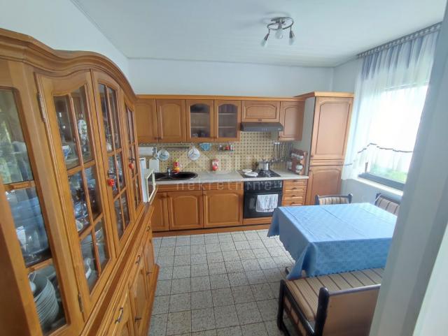 ISTRA, MEDULIN - Kuća s 4 apartmana na vrhunskoj lokaciji