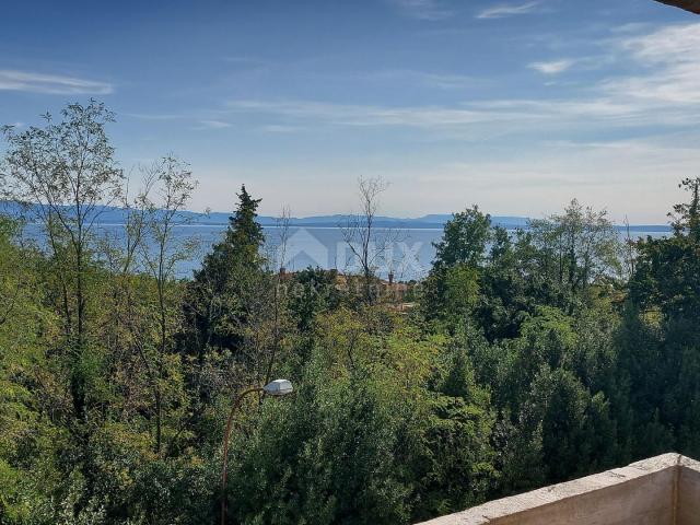 OPATIJA, LOVRAN - STAN SJ3 - 109, 5m2 PENTHOUSE + BAZEN I TERASE/BALKONI 71m2 (248m2 BRUTTO - 170m2 