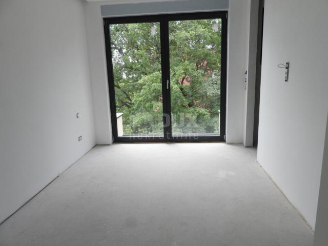 OPATIJA, LOVRAN - STAN SJ3 - 109, 5m2 PENTHOUSE + BAZEN I TERASE/BALKONI 71m2 (248m2 BRUTTO - 170m2 