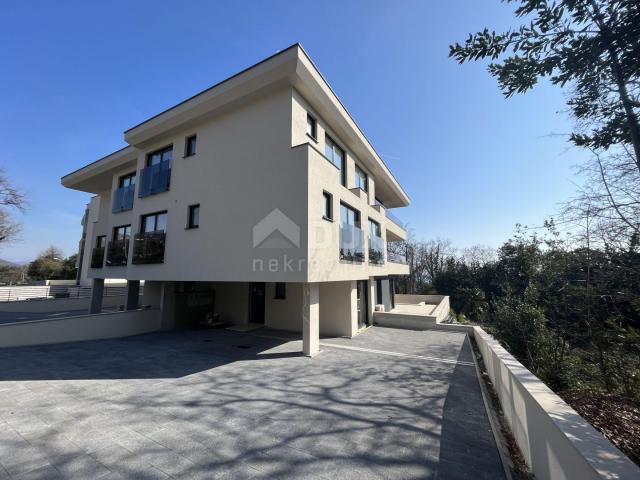 OPATIJA, LOVRAN - STAN SJ3 - 109, 5m2 PENTHOUSE + BAZEN I TERASE/BALKONI 71m2 (248m2 BRUTTO - 170m2 