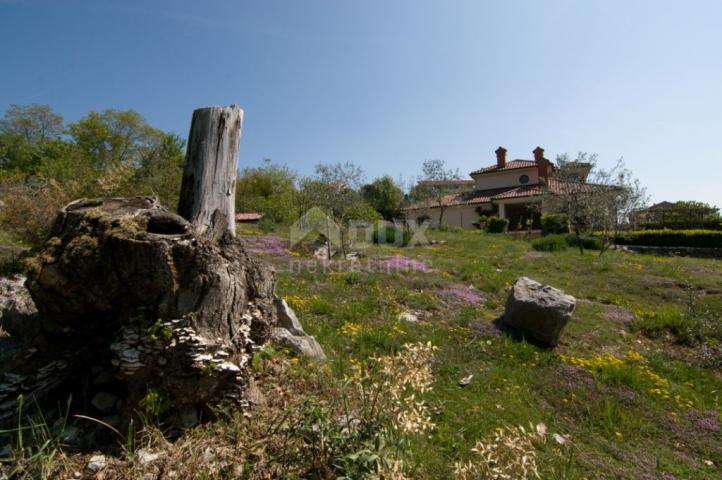 KASTAV - A unique villa with a magnificent garden