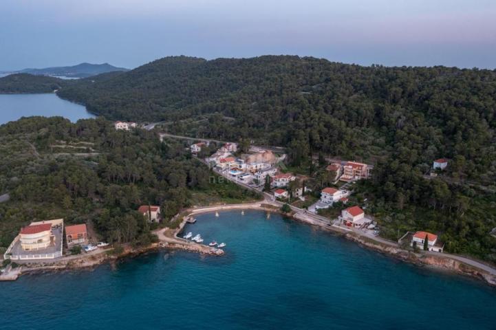 OTOK UGLJAN, KALI - Luksuzna vila na otoku prvi red do mora