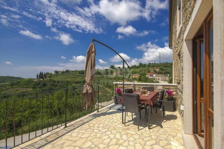 ISTRIA, BUJE - Stone house with a beautiful view