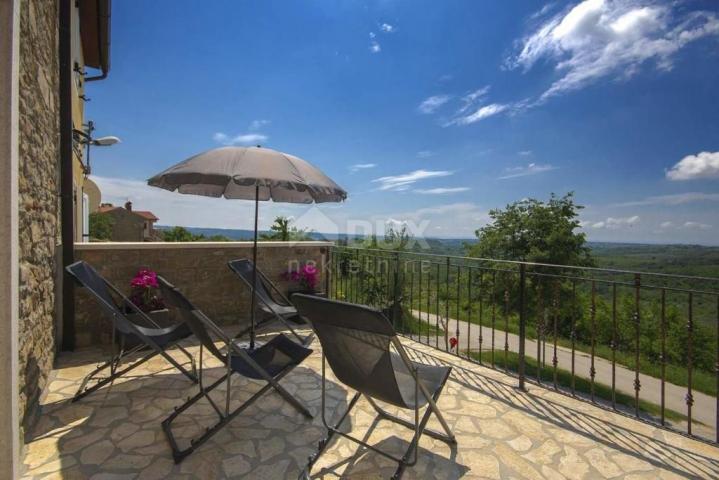 ISTRIA, BUJE - Stone house with a beautiful view