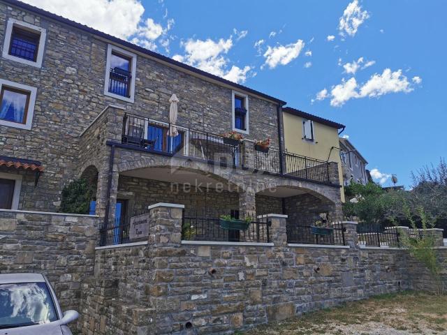 ISTRIA, BUJE - Stone house with a beautiful view