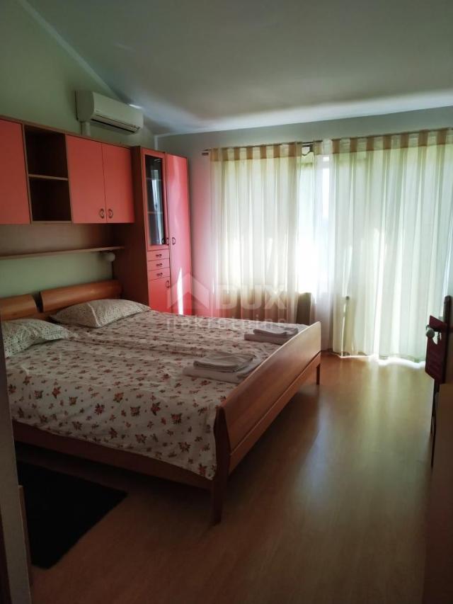 ISTRA, GALIŽANA - Kuća za odmor 340m2, sa okućnicom od 2145m2 i bazenom 60m2