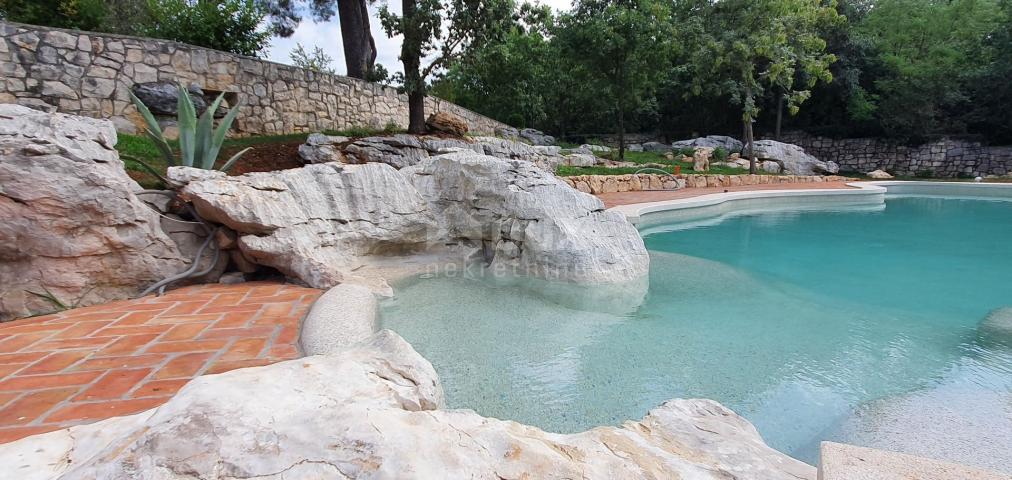 ISTRIEN, KRŠAN - Eine steinerne Schönheit mit Swimmingpool