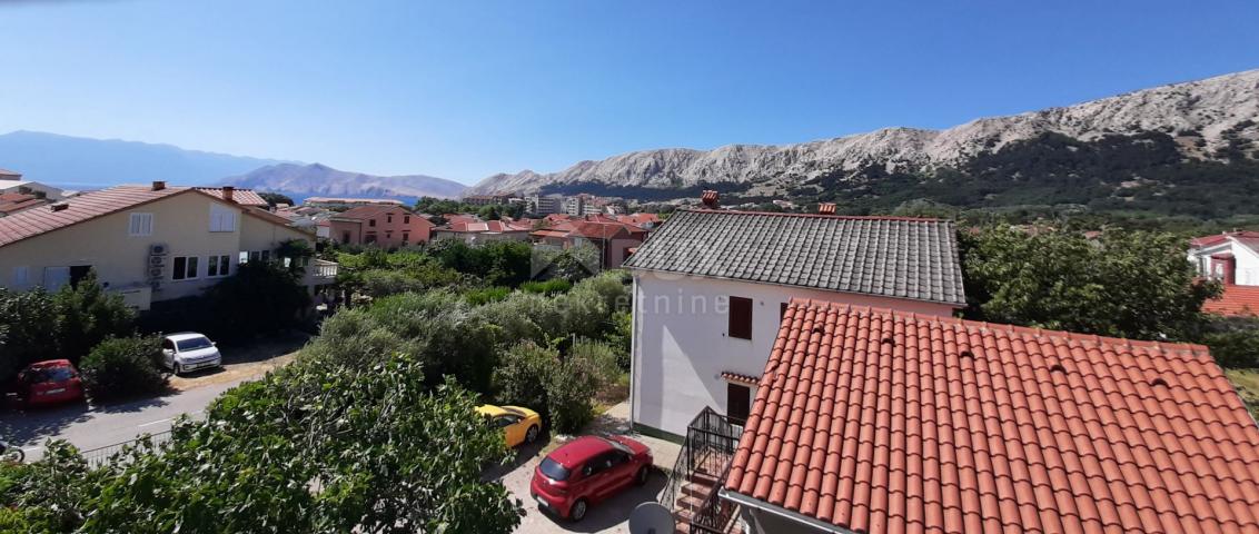 OTOK KRK, BAŠKA - Trosobni apartman u blizini mora