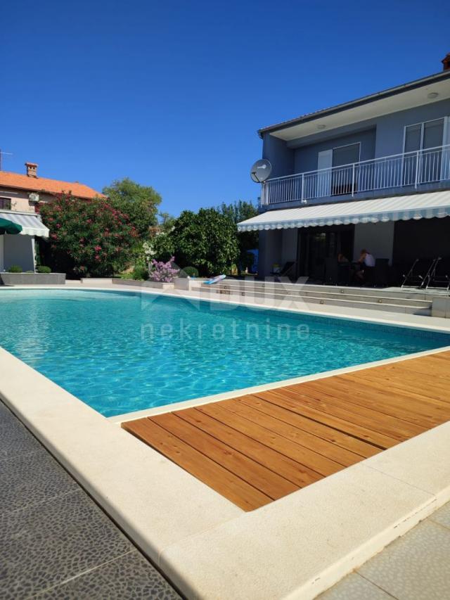 ISTRIA, ŠTINJAN Beautiful family house with a large pool!