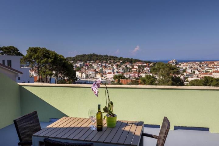 MALI LOŠINJ - Villa with a sea view