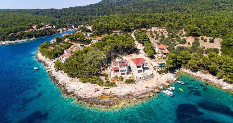 KORČULA - Kuća na ekskluzivnoj lokaciji prvi red do mora 