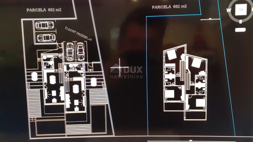 ISTRIEN, PULA - Modernes Doppelhaus mit Swimmingpool