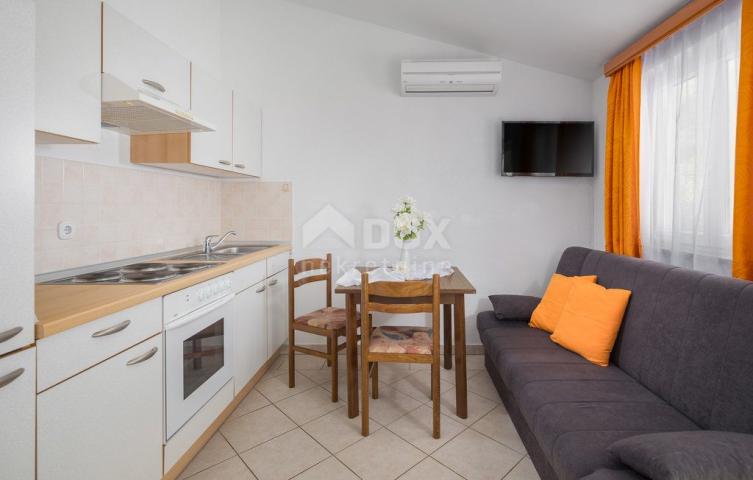 ISTRA, POREČ - Apartmanska kuća s bazenom 2km od mora