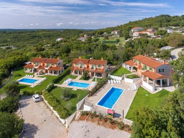 ISTRIA, RABAC - Villa in a desirable location