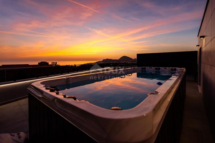 DUBROVNIK - penthouse with a view of the sea and the old town