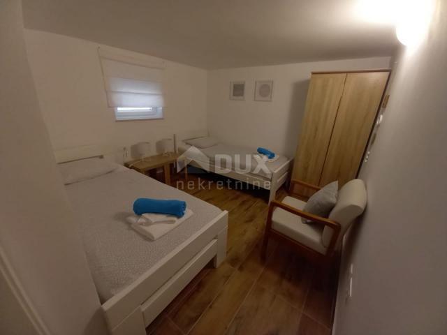 INSEL KRK, STADT KRK (Umgebung) - Renoviertes Haus mit Swimmingpool