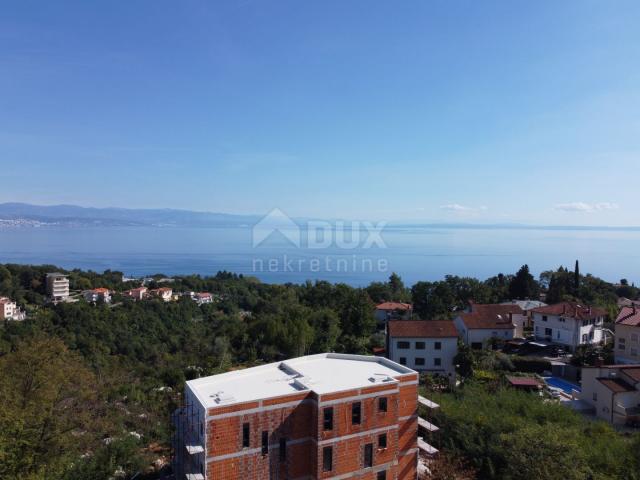 OPATIJA, IKA - posljednji stan u novogradnji 99m2 + krovna terasa 66m2, panoramski pogled na more