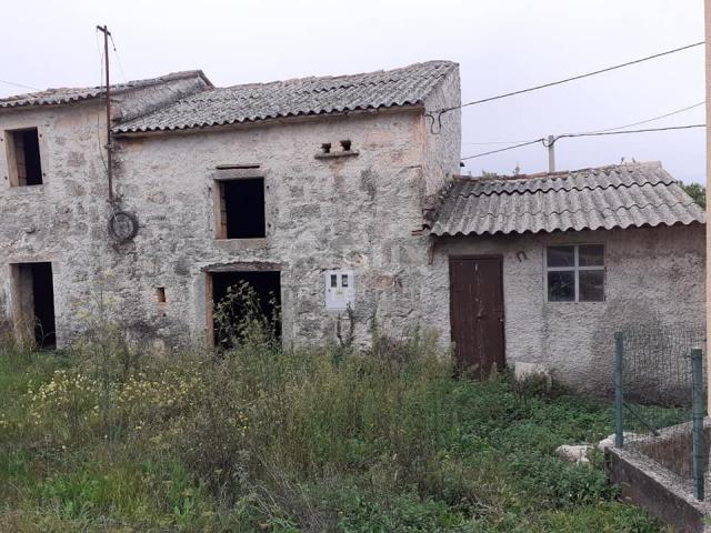 ISTRIA, KAROJBA - Detached Istrian house with conceptual design