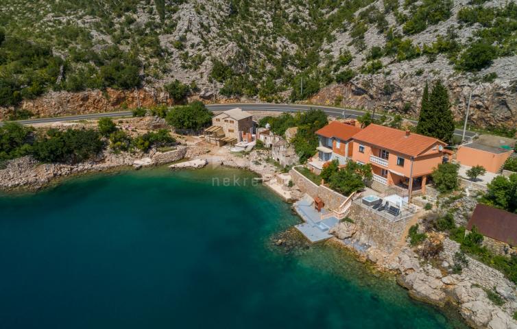 LUKOVO SUGARJE - Haus erste Reihe zum Meer.