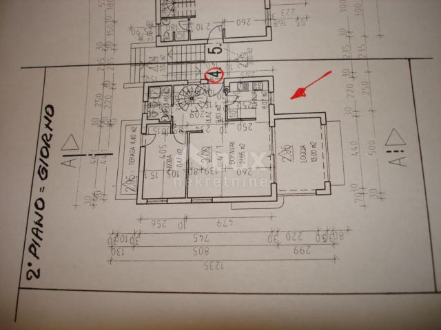 Zentrum von OPATIJA - ganzes Haus, zwei Wohnungen mit 2 Gärten oberhalb des Zentrums von Opatija mit