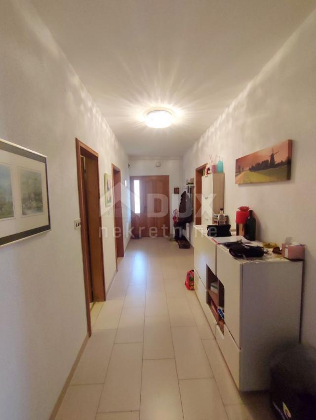 ISTRIA, POREČ - Apartment house not far from the center and beautiful beaches