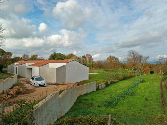 ISTRIEN, LABIN - Neubau auf einem weitläufigen Garten