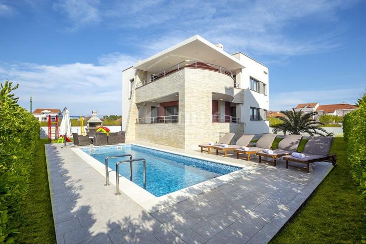 ZADAR, ZATON - Schöne Villa mit Meerblick