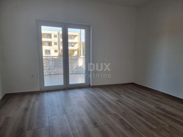 ZADAR, TURANJ - Apartman prvi red od mora