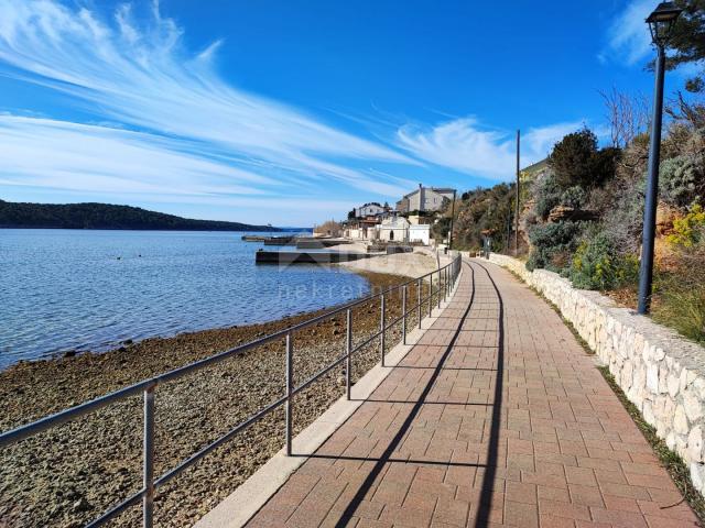 RAB ISLAND, BARBAT - Freistehendes Apartmenthaus in toller Lage